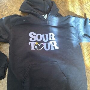 Olivia Rodrigo concert sweatshirt size s